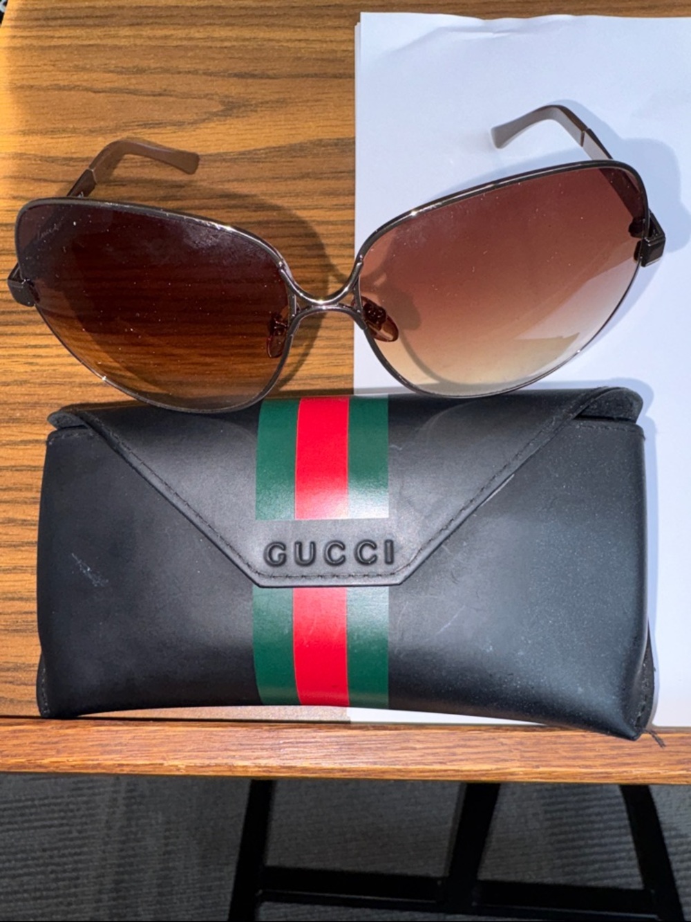 Gucci Women’s Brown Gradient Aviator Sunglasses with Signature Case
